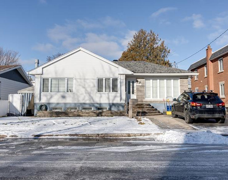 3925 - 3927, 4e Rue, Laval (Chomedey)